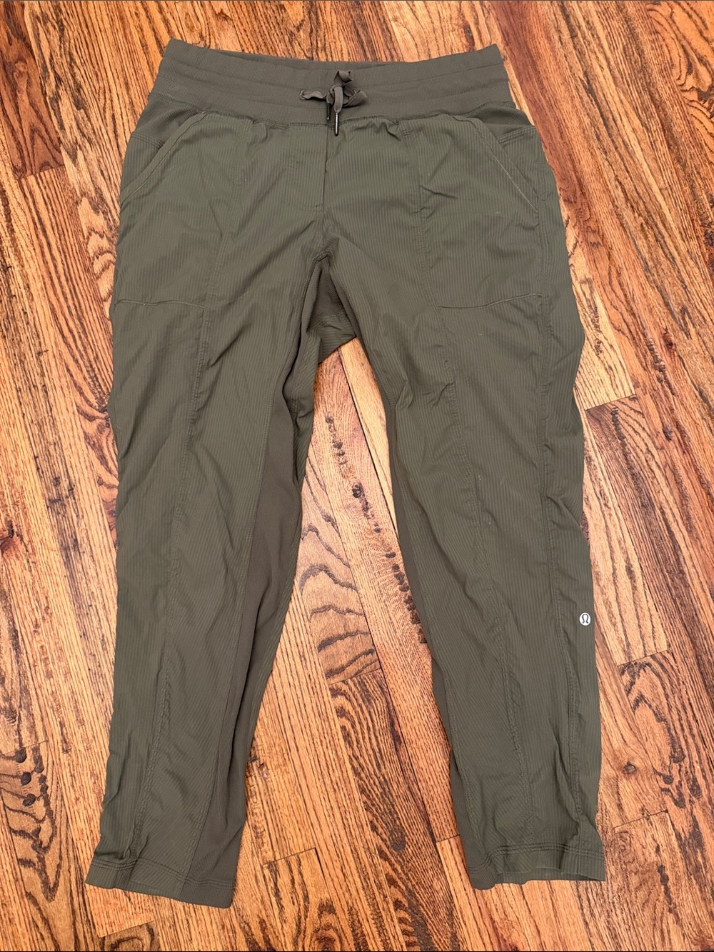 Women's Lululemon studio pant